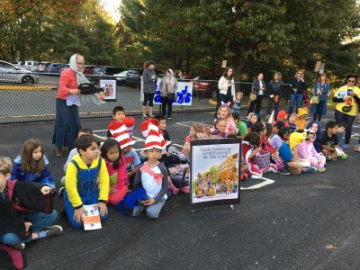 photo of students dressed up in the character book parade